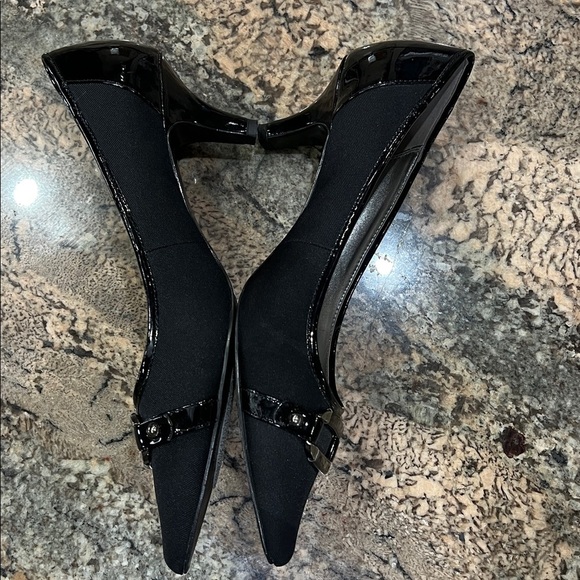 Anne Klein Black Patent Heels - Picture 3 of 11